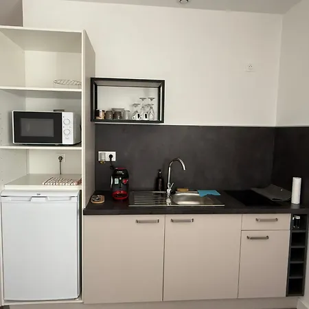 Le 6 By 3* Montélimar